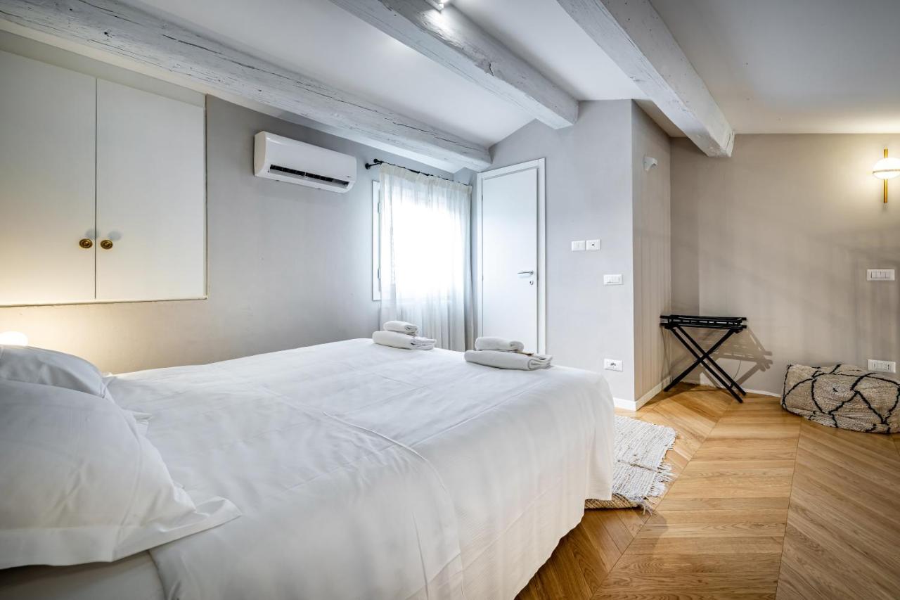 פירנצה Hs4U Ricasoli Luxury Apartment Near Duomo N. 3 מראה חיצוני תמונה