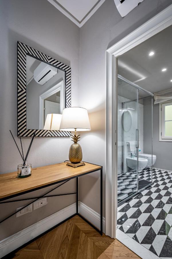 פירנצה Hs4U Ricasoli Luxury Apartment Near Duomo N. 3 מראה חיצוני תמונה